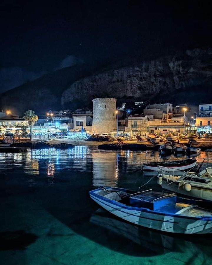 Mansarda Beach Mondello 巴勒莫 外观 照片